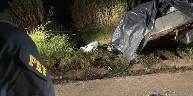 Colisão frontal na BR 277 resulta em quatro vítimas fatais