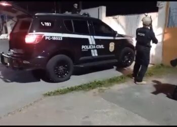 Polícia Civil e PRF deflagram operação contra associação criminosa ligada a roubos de carga