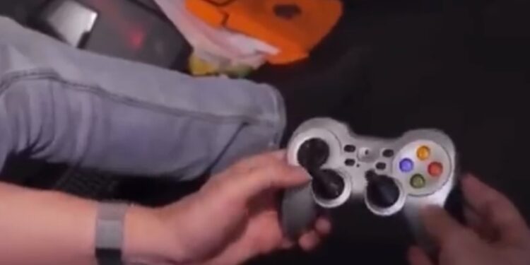 Submarino desaparecido no mergulho aos destroços do Titanic utiliza controle de videogame