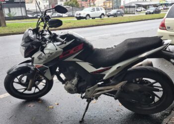 Pedestre fica gravemente ferido ao ser atropelado em Curitiba