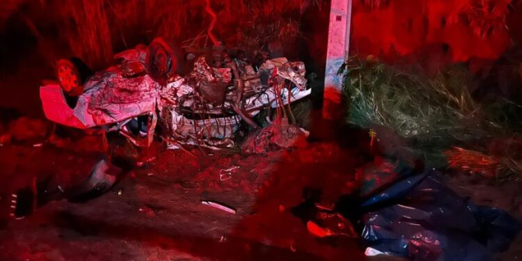 Adolescente de 14 anos que dirigia carro se envolve em acidente trágico no Paraná