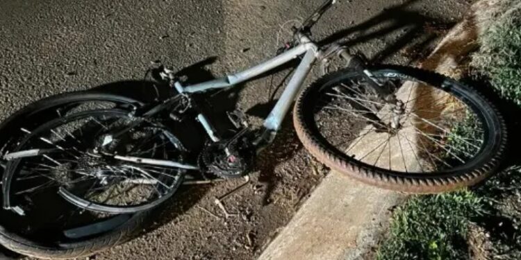 Ciclista morre em acidente com caminhão na BR-277
