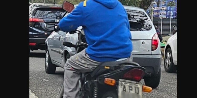 Gangue do rolex volta a agir e realiza assalto no Campina do Siqueira