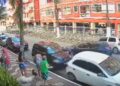 Vítima de furto persegue e atropela criminosos; Veja o vídeo