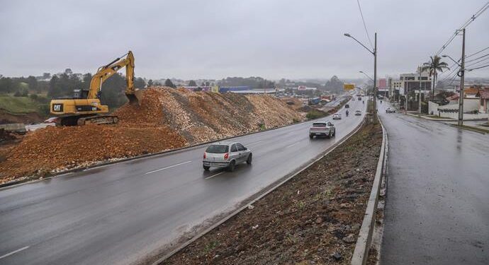 Prefeitura de Curitiba libera mais um trecho da Linha Verde para o tráfego
