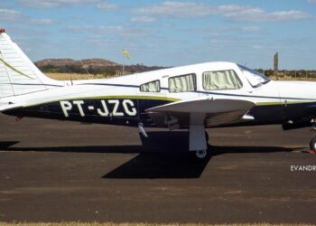 Aeronave com três a bordo desaparece na serra do mar no Paraná