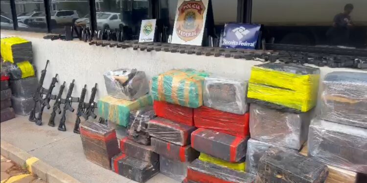 Ação conjunta no Paraná resulta em grande apreensão de drogas e armas que iriam para o Rio de Janeiro