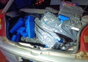 PRF apreende 130 quilos de maconha após acompanhamento tático