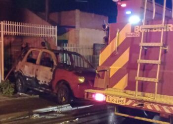 Incêndio criminoso termina em três mortos e um ferido grave na região metropolitana de Curitiba