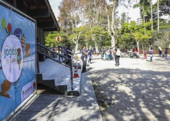 Sábado tem brincadeiras antigas dos Jogos do Piá em cinco regionais de Curitiba