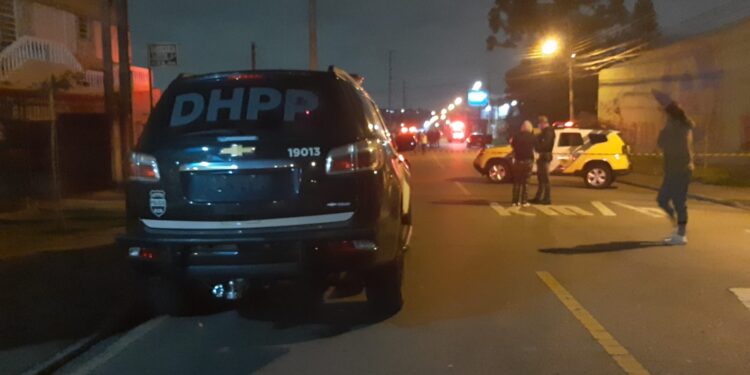 Rapaz é perseguido e assassinado com vários tiros na Vila Guaíra