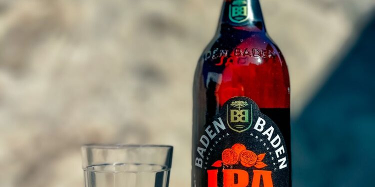 Shopping Curitiba lança campanha de Dia dos Pais, com kit da cervejaria Baden Baden