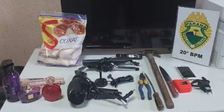 Policial detém indivíduo que estava realizando vários furtos no Capão da Imbuia