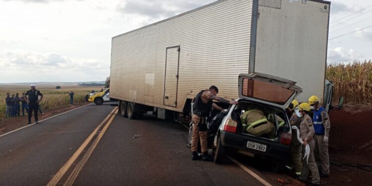Casal se envolve em acidente trágico na PR-445