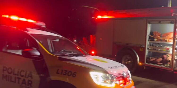 Homem morre carbonizado dentro de residência em São José dos Pinhais