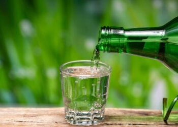 Homem perde a vida após desafio de ingerir garrafa de cachaça de uma vez