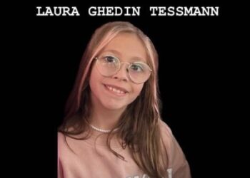 Criança é sequestrada por grupo de criminosos enquanto família chegava em casa