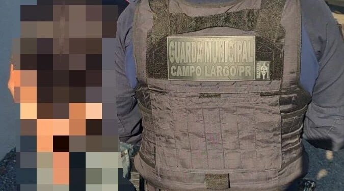 Homem passa a noite na farra, usa drogas, bebe e acaba preso ao ser flagrado dirigindo