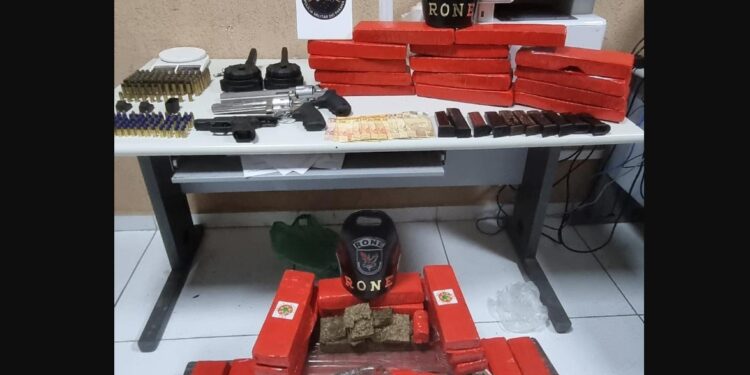 Operação da RONE resulta em apreensão de drogas, armas e prisões em Curitiba