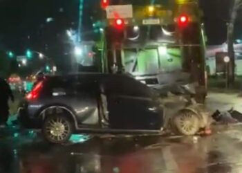 Acidente na Linha Verde deixa dois mortos em Curitiba