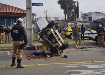 Capitão do BOPE presencia tentativa de assalto, acompanha indivíduos em fuga que se envolvem em grave acidente