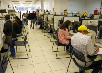 Agências do Trabalhador ofertam 15,6 mil vagas em todo o Estado