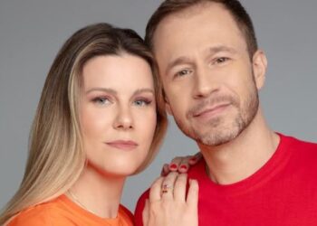 Shopping Curitiba promove ação de conscientização sobre a campanha ‘De olhos nos olhinhos’, criada pelo casal Tiago Leifert e Daiana Garbin