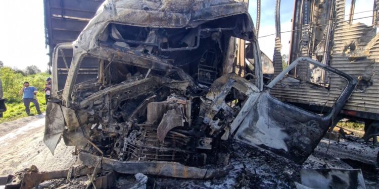 Vítimas da tragédia na BR-277 serão enterradas nesta segunda-feira