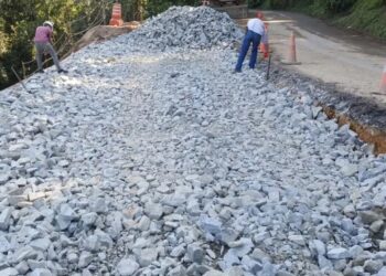 Estrada da Graciosa será bloqueada entre hoje e quarta-feira para obras