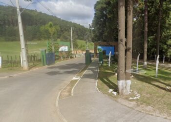 Adolescente morre após se afogar em lago de parque na RMC