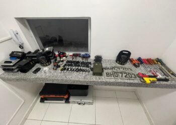 RONE prende dupla e recupera dois veículos com alerta na região metropolitana de Curitiba