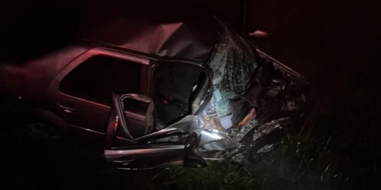 Colisão entre carros deixa um morto e seis feridos na RMC