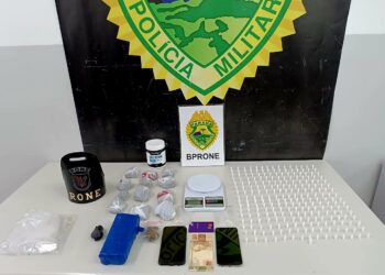 RONE detém faccionados no centro de Curitiba e apreende drogas