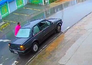 Criminoso em Monza aterroriza mulheres em pontos de ônibus em Fazenda Rio Grande, veja o vídeo