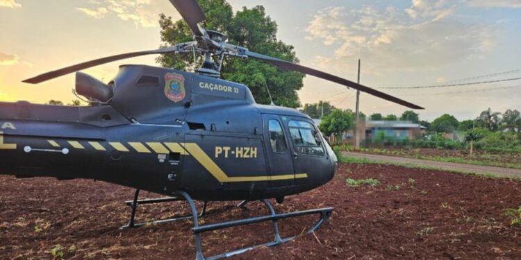 Polícia federal deflagra operação contra tráfico de drogas no Paraná
