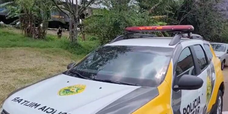 Em acidentes distintos, duas pessoas morrem atropeladas por trem em Curitiba