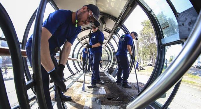 Confira as estações-tubo de Curitiba desativadas para obras nesta semana