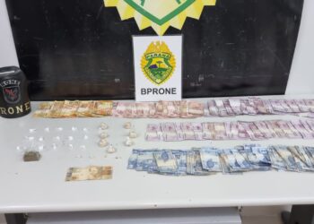 RONE detém traficante e apreende crack, cocaína e maconha no Prado Velho