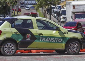 Cruzamentos de Curitiba terão bloqueio para Cantata de Natal do Colégio Marista