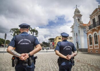 Guarda Municipal prende marginal por pichação no Centro de Curitiba