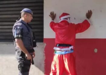 Papai Noel é preso em SP