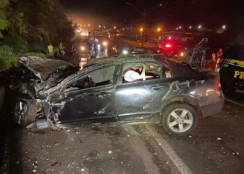 Bebê morre após ser ejetado de carro em acidente no Paraná