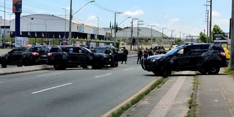 Criminoso perigoso com ficha criminal gigante tomba em confronto com a RONE