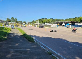 Capacete sai da cabeça e motociclista perde a vida em acidente na RMC