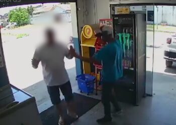 Criminoso que atirou em bombeiro durante assalto, morre em confronto com a PM