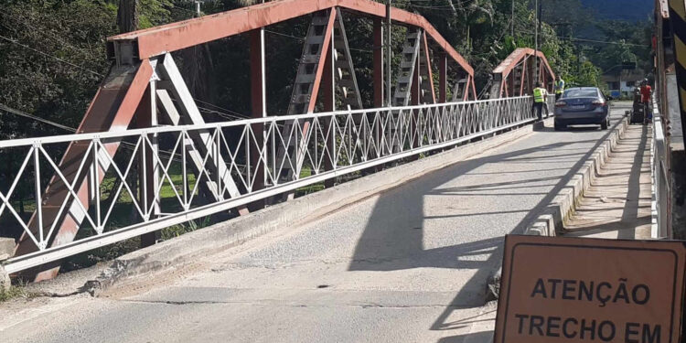 Ponte de Porto de Cima, em Morretes, terá bloqueios esta semana para finalização de obra