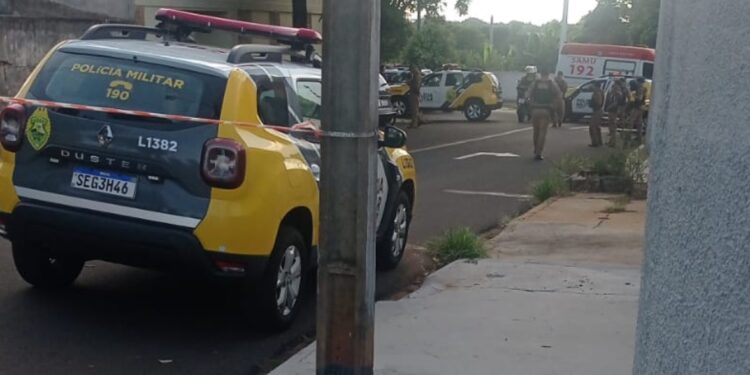 Foragido com 4 mandados de prisão em aberto tomba em confronto com a PM após invadir a casa da irmã