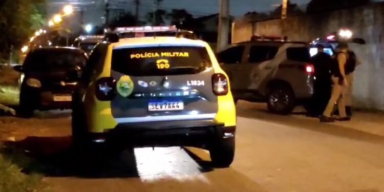 ROTAM encontra corpo em porta malas de carro que saiu do Parolin e trio é detido