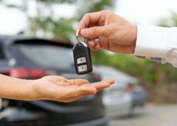 Concessionária é condenada por vender veículo com quilometragem adulterada