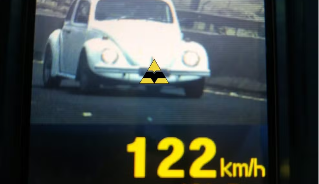 PRE flagra fusca a 122 km/h na PR-445